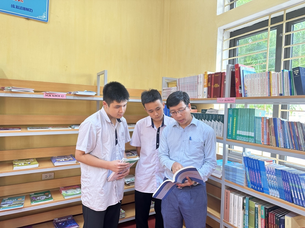 Phúc Yên nhân rộng những điển hình trong học tập và làm theo Bác Phúc Yên nhân rộng những điển hình trong học tập và làm theo Bác