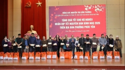 phuong phuc yen tang qua tet cho ho ngheo nhan dip xuan binh ngo 2026