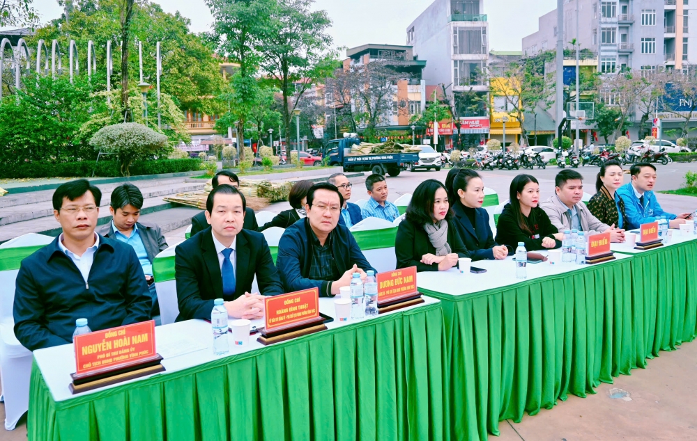 Phường Vĩnh Phúc: Chung tay vì môi trường xanh - sạch - đẹp