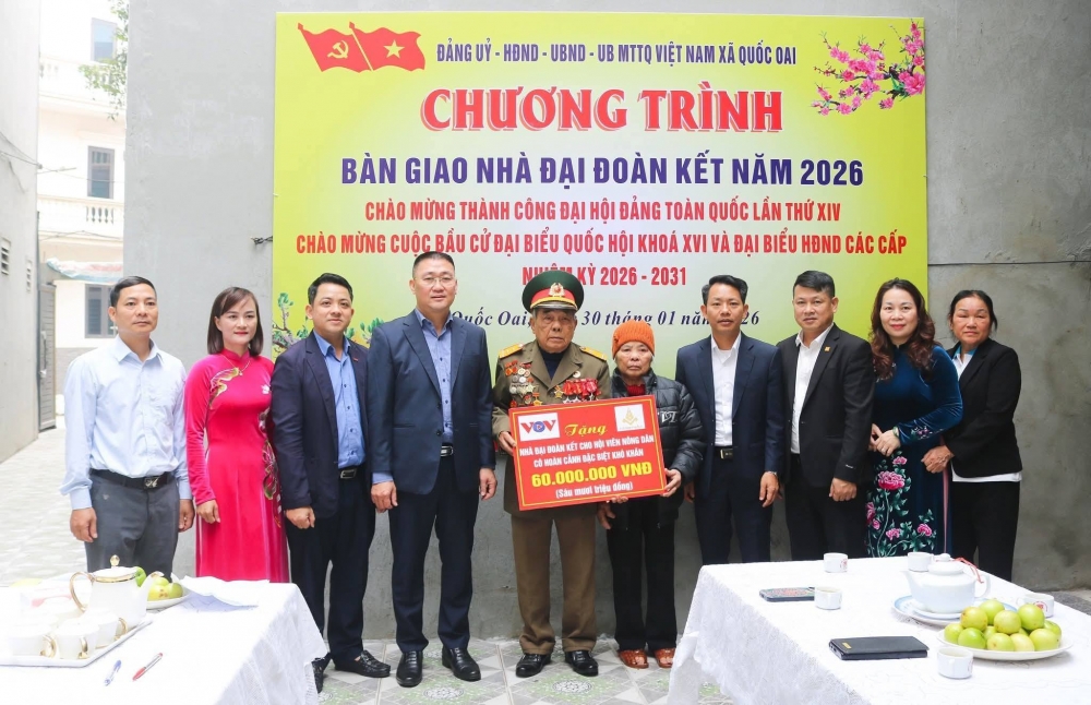 Xã Quốc Oai: Trao nhà Đại đoàn kết cho gia đình cựu chiến binh có hoàn cảnh đặc biệt khó khăn