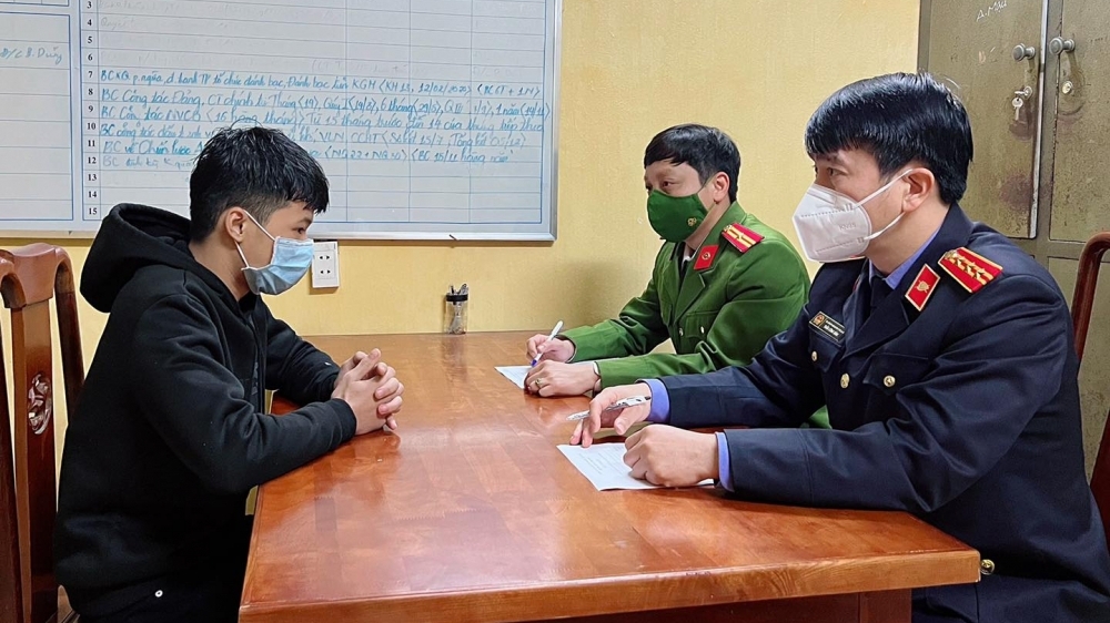 Tuyên Quang: Khởi tố đối tượng giao cấu bé gái 13 tuổi