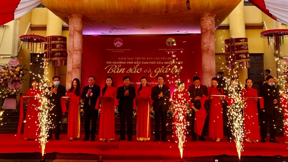 Vĩnh Phúc: Khai mạc trưng bày chuyên đề “Tín ngưỡng thờ mẫu Tam phủ của người Việt - Bản sắc và giá trị"