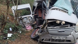 Lạng Sơn: Tai nạn giao thông nghiêm trọng khiến 2 người tử vong, nhiều người bị thương