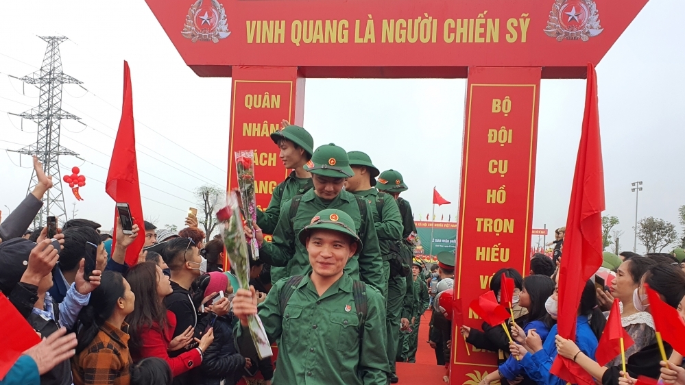 Yên Lạc (Vĩnh Phúc): Chúc mừng 302 tân binh lên đường khi Tổ quốc gọi tên mình