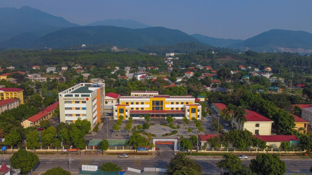 Trung tâm Y tế huyện Tam Đảo được đầu tư xây dựng mới với cơ sở vật chất khang trang, hiện đại, góp phần nâng cao chất lượng khám, chữa bệnh cho nhân dân