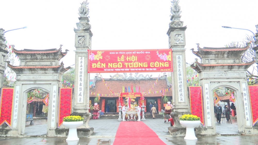 Lễ hội Đền Ngô Tướng Công (hay còn gọi là Ngô Miễn) là lễ hội truyền thống được tổ chức hằng năm từ ngày mùng 9 đến 11 tháng Giêng Âm lịch, nhằm ôn lại truyền thống hào hùng của dân tộc và tôn vinh công đức của Ngô Tướng Công – một danh thần nhà Hồ có côn