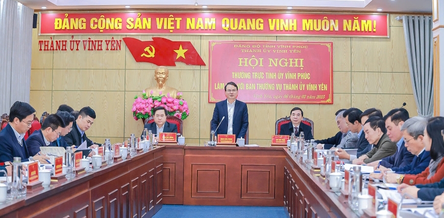 Thường vụ Tỉnh ủy Vĩnh Phúc buổi làm việc với Ban Thường vụ Thành ủy Vĩnh Yên Thường vụ Tỉnh ủy Vĩnh Phúc buổi làm việc với Ban Thường vụ Thành ủy Vĩnh Yên