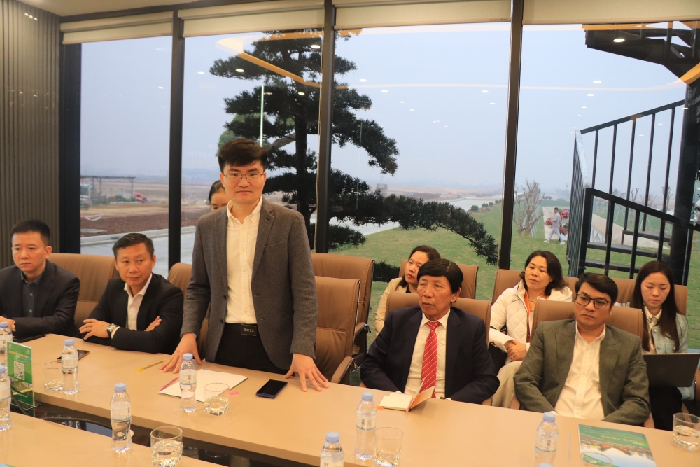 ông Nguyễn Văn Hùng, Chủ tịch Hội đồng quản trị Tập đoàn CNCTech  phát biểu tại buổi làm việc