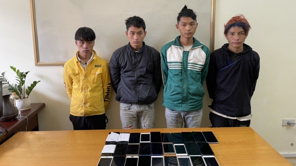Yên Bái: Khởi tố 5 đối tượng đột nhập trường học trộm cắp điện thoại của học sinh
