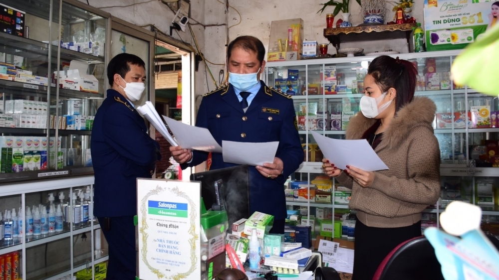 Tuyên Quang: Phát hiện lô hàng 1.000 bộ kit test nhanh SAR-COV-2 có dấu hiệu nhập lậu