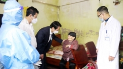 vinh yen vinh phuc tiem vac xin tai nha cho tren 900 truong hop nguoi gia yeu