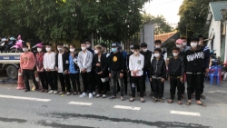 vinh phuc bat giu 42 quai xe tu tap boc dau xe tren duong len tam dao