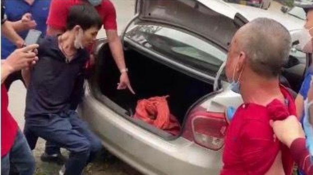 Hà Giang: Bắt quả tang 2 đối tượng vận chuyển 14 bánh heroin