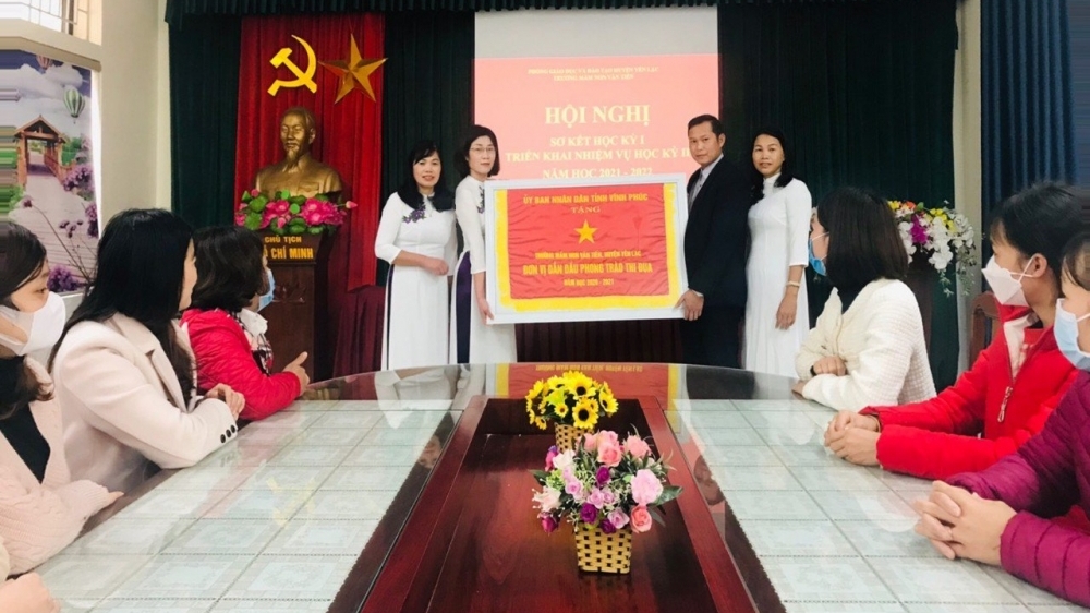Trường MN Văn Tiến, Vĩnh Phúc nhận danh hiệu “Đơn vị dẫn đầu phong trào thi đua”