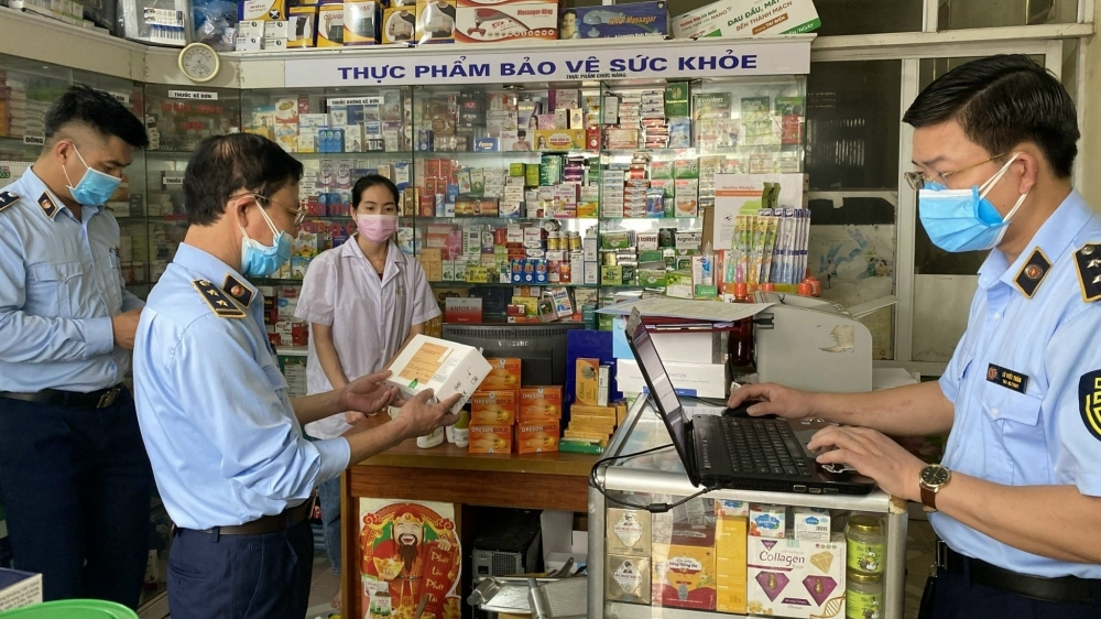 Vĩnh Phúc thu giữ 35 bộ kít và hơn 1.200 que test nhanh COVID-19 mang nhãn hiệu Trung Quốc