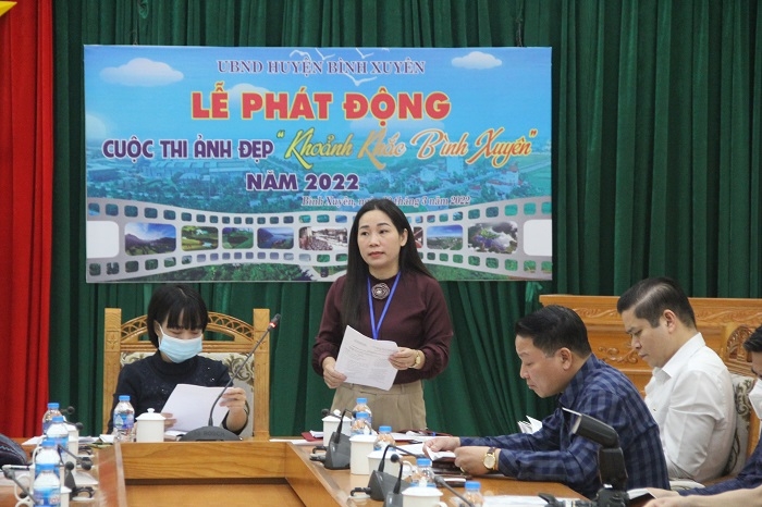 Đ.c Phạm Thị thu Huyền - HUV Trưởng phòng Văn hóa TT huyện thông qua thể lệ cuộc thi