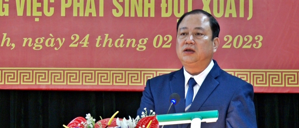 ông Hoàng Long Biên - Phó Bí thư Huyện ủy giữ chức Chủ tịch UBND huyện Lập Thạch, với 100% số phiếu tán thành.