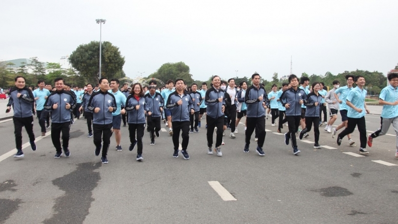 Vĩnh Phúc: Hơn 2.000 người hưởng ứng “Ngày chạy Olympic vì sức khỏe toàn dân”