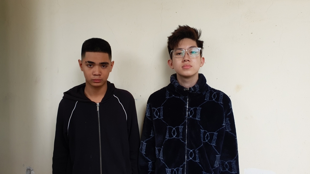 Vĩnh Phúc: Ham mê cờ bạc trên mạng, hai thanh niên rủ nhau đi cướp điện thoại