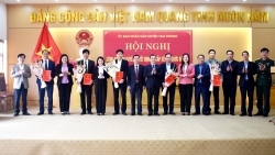 huyen tam duong cong bo quyet dinh ve cong tac can bo