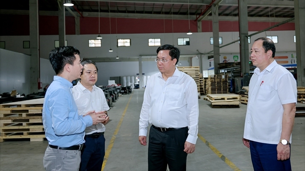 Bài 1: Phù hợp mô hình tăng trưởng của địa phương