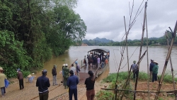 Vụ lật đò trên sông Gâm: Tìm thấy thi thể người con cách hiện trường 3km