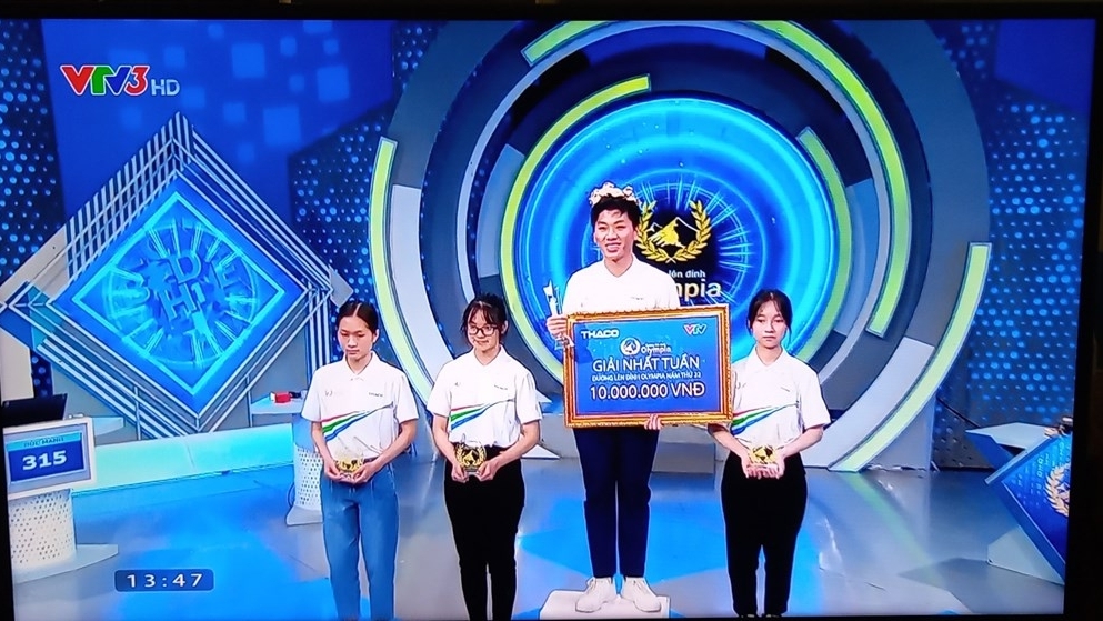 Nam sinh trường THPT Chuyên Vĩnh Phúc thắng thuyết phục tại cuộc thi tuần Olympia