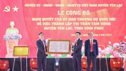 Vĩnh Phúc: Công bố nghị quyết thành lập thị trấn Tam Hồng, huyện Yên Lạc