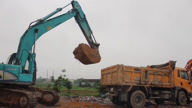 Vĩnh Phúc: Cưỡng chế các trường hợp vi phạm đất đai tại xã Tân Tiến