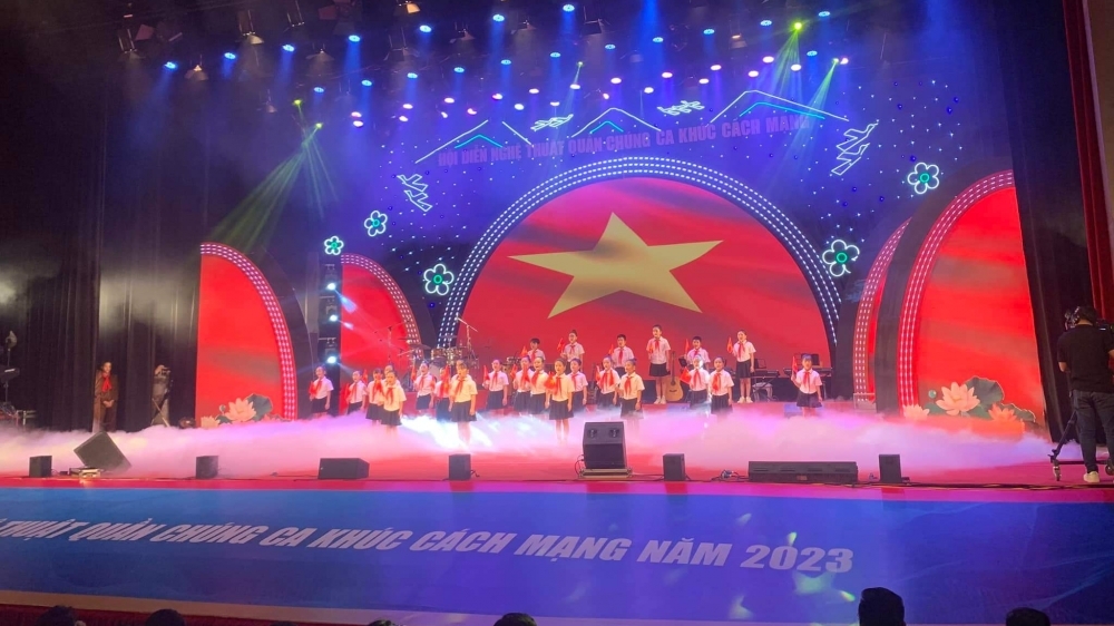 Vĩnh Phúc: Khai mạc Hội diễn nghệ thuật quần chúng ca khúc cách mạng năm 2023