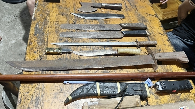 Lào Cai:  Bắt giữ đối tượng nghiện ma túy có sở thích sưu tầm vũ khí "nóng"