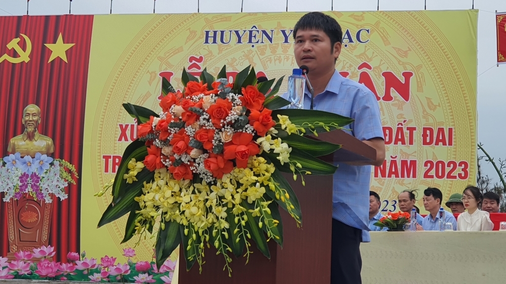 Vĩnh Phúc: Ra quân xử lý vi phạm về đất đai trên địa bàn huyện Yên Lạc