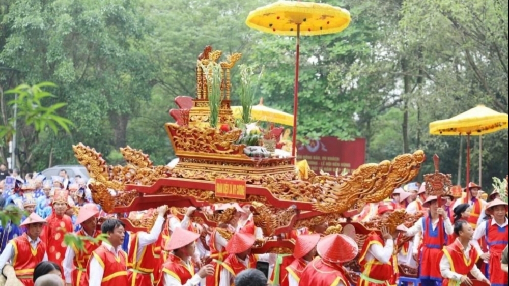 Phú Thọ: Đặc sắc Lễ rước kiệu về Đền Hùng
