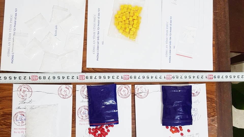 Vĩnh Phúc: Bắt 2 đối tượng mua bán, tàng trữ trái phép ma túy