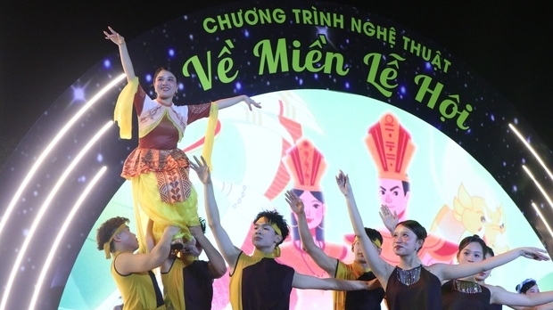 Phú Thọ: Đặc sắc chương trình nghệ thuật "Về miền lễ hội"