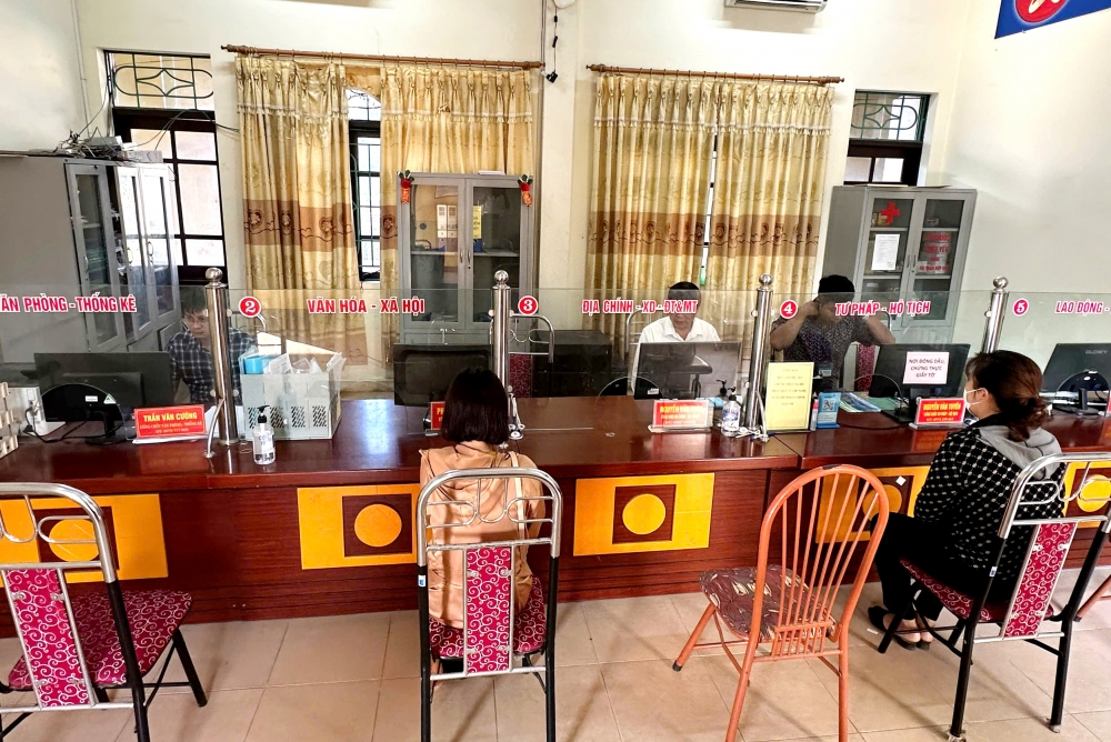 Thị trấn Hợp Hòa tăng tốc chuyển đổi số, hướng tới xây dựng chính quyền điện tử