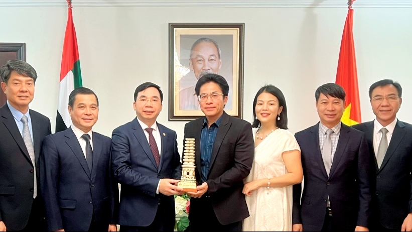 Lãnh đạo Vĩnh Phúc thăm và làm việc với Đại sứ quán Việt Nam tại UAE