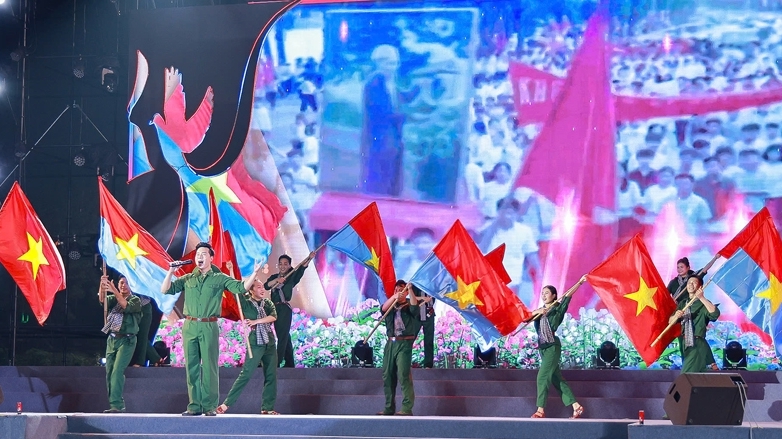 Vĩnh Phúc: Đặc sắc chương trình nghệ thuật “Con đường thống nhất”