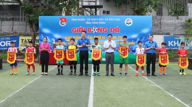 Khai mạc Giải bóng đá nhi đồng tỉnh Vĩnh Phúc lần thứ II