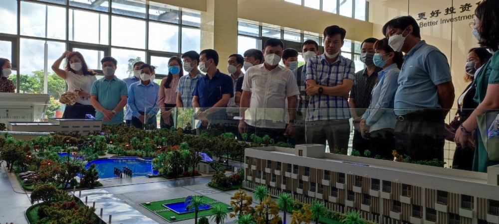 Đoàn công tác huyện Vĩnh Tường thăm quan mô hình tổng thể nhà máy đốt rác phát điện Cần Thơ