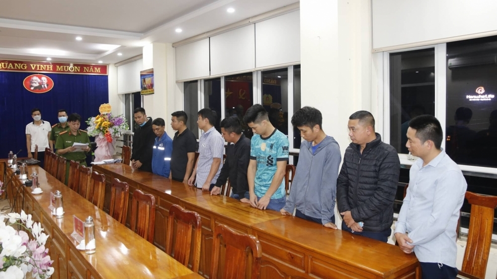 "Làm luật" xe quá tải trên cao tốc Nội Bài- Lào Cai, khởi tố thêm 9 bị can