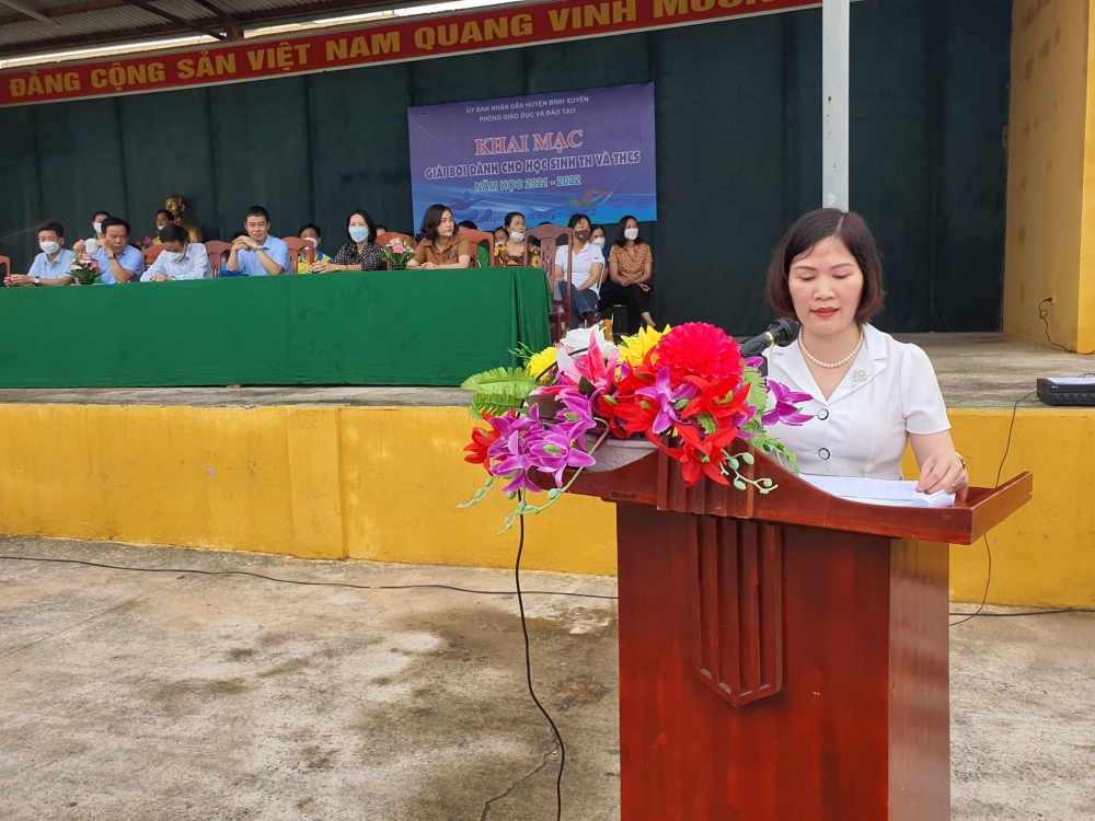Bà Nguyễn Thị Thu Hường - Trưởng phòng GD&ĐT