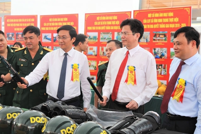 Xây dựng lực lượng vũ trang huyện Vĩnh Tường ngày càng vững chắc