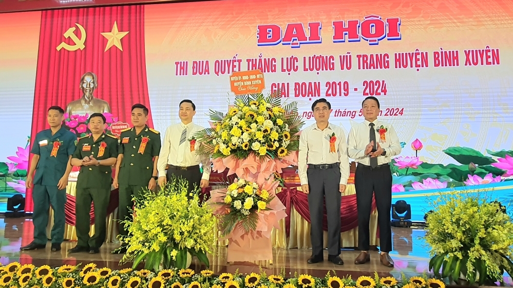 Lực lượng vũ trang Bình Xuyên vững mạnh toàn diện “mẫu mực, tiêu biểu”