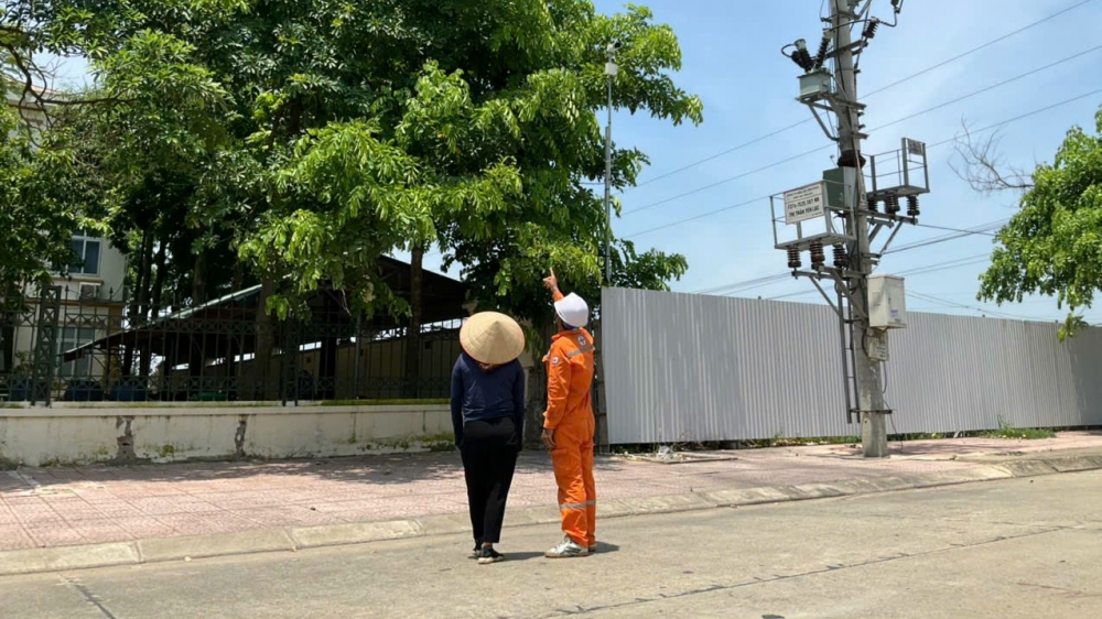 PC Vĩnh Phúc: Đảm bảo an toàn hành lang lưới điện