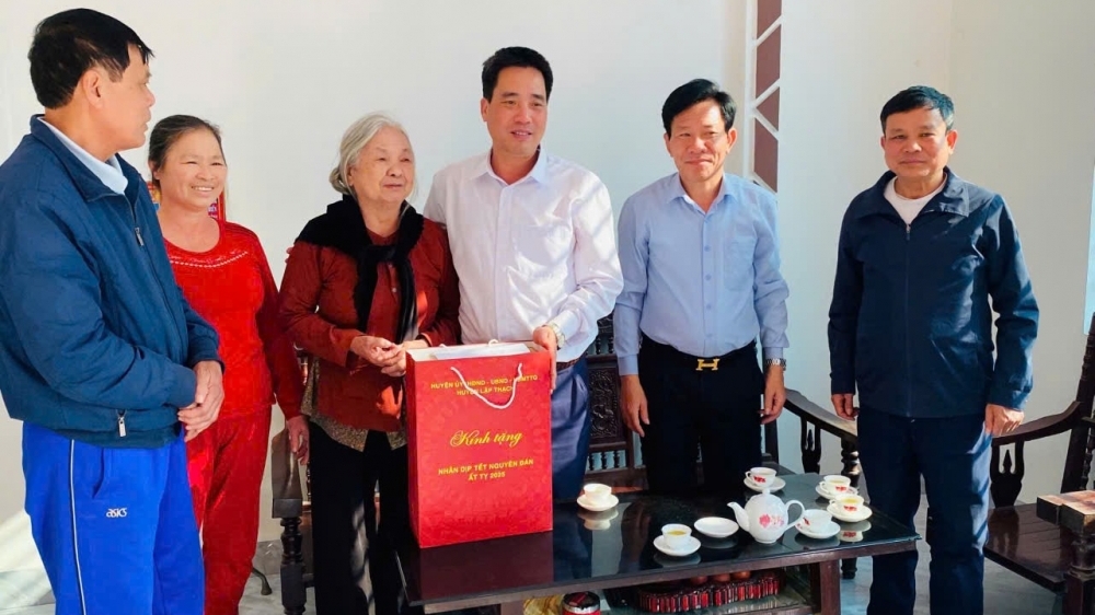 Huyện Lập Thạch chung tay xóa nhà tạm, nhà dột nát