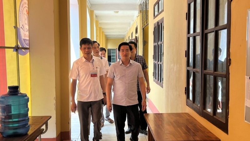 Vĩnh Phúc: Các thí sinh đã có mặt tại các điểm thi để làm thủ tục thi vào lớp 10