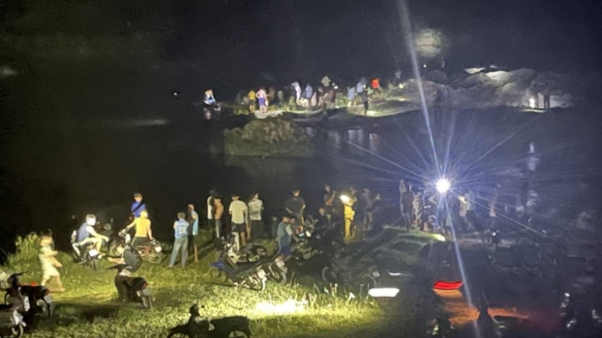Quảng Bình: Tắm sông Dinh, 3 học sinh lớp 8 mất tích