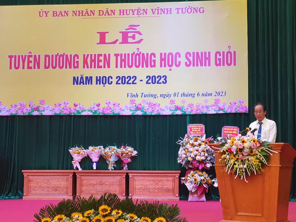 Ông Phan Quốc Hào - Trưởng phòng GD&ĐT huyện Vĩnh Tườn
