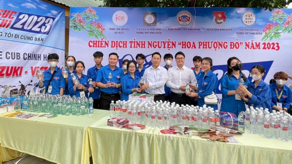Tuổi trẻ huyện Bình Xuyên  tham gia "Tiếp sức mùa thi"